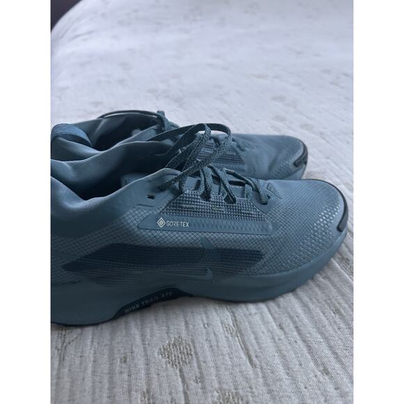 Nike Pegasus Trail 5 GTX Men\'s Blue Hiking Smokey Blue Shoes US 7.5 Medium
